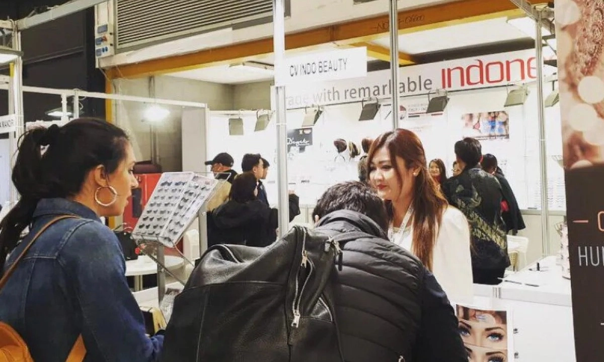 <p id="isPasted">Produk Kosmetik RI Catat Transaksi Potensial Rp31,3 Miliar Di Italia</p>