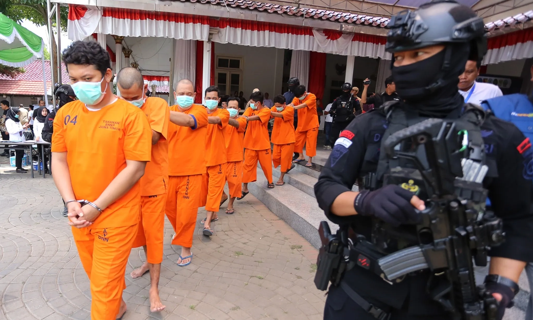 <p>BNN Catat 3,33 Juta Orang Usia Produktif di Indonesia Terlibat Narkoba</p>