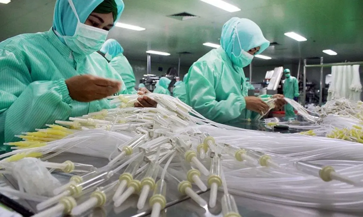 <p>Perpres 46/2025 Lindungi Alkes Lokal, Industri Tak Gentar Kebijakan Trump</p>