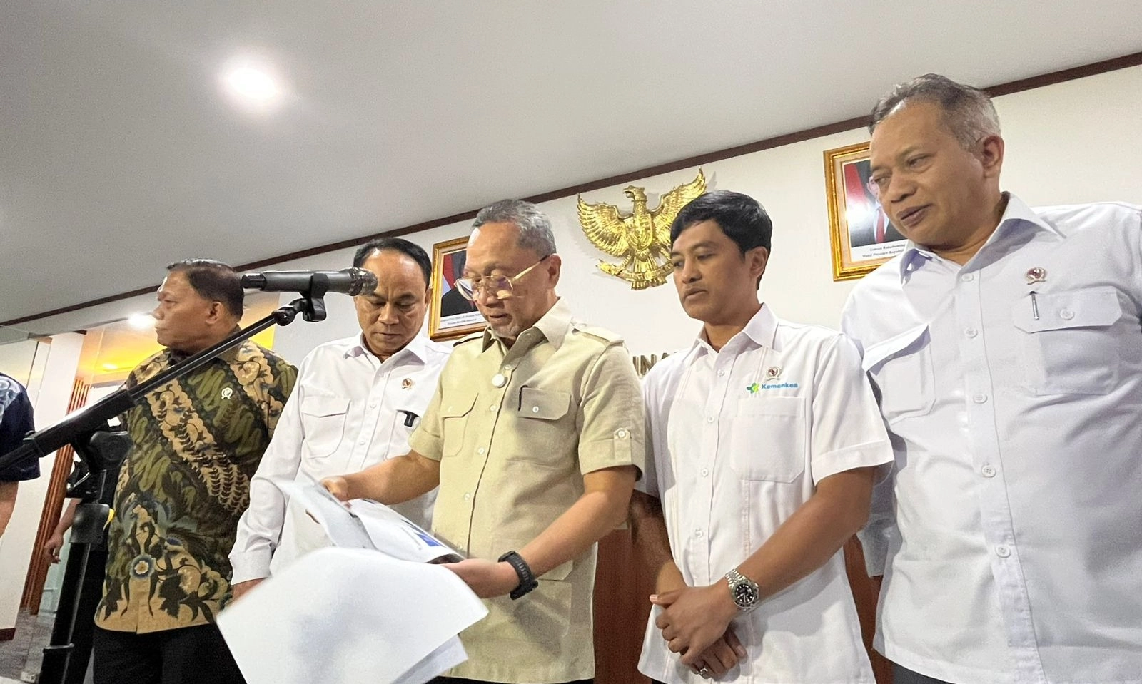 <p id="isPasted">Catat Tanggalnya! Pemerintah Targetkan Kopdes Merah Putih Beroperasi Di 28 Oktober 2025</p>