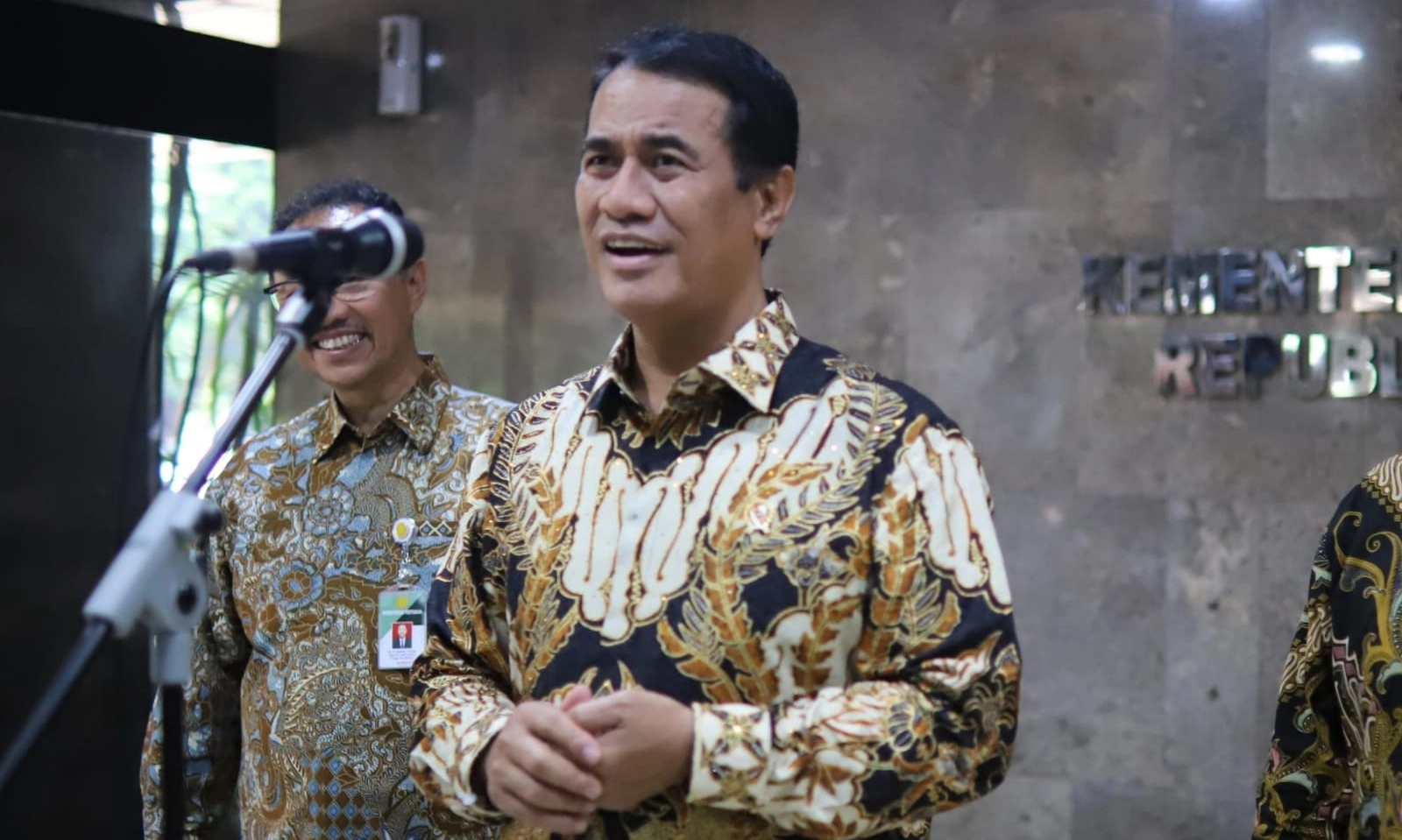 <p>Batasi Impor Singkong, Ini Isi Surat Mentan Ke Menko Perekonomian</p>