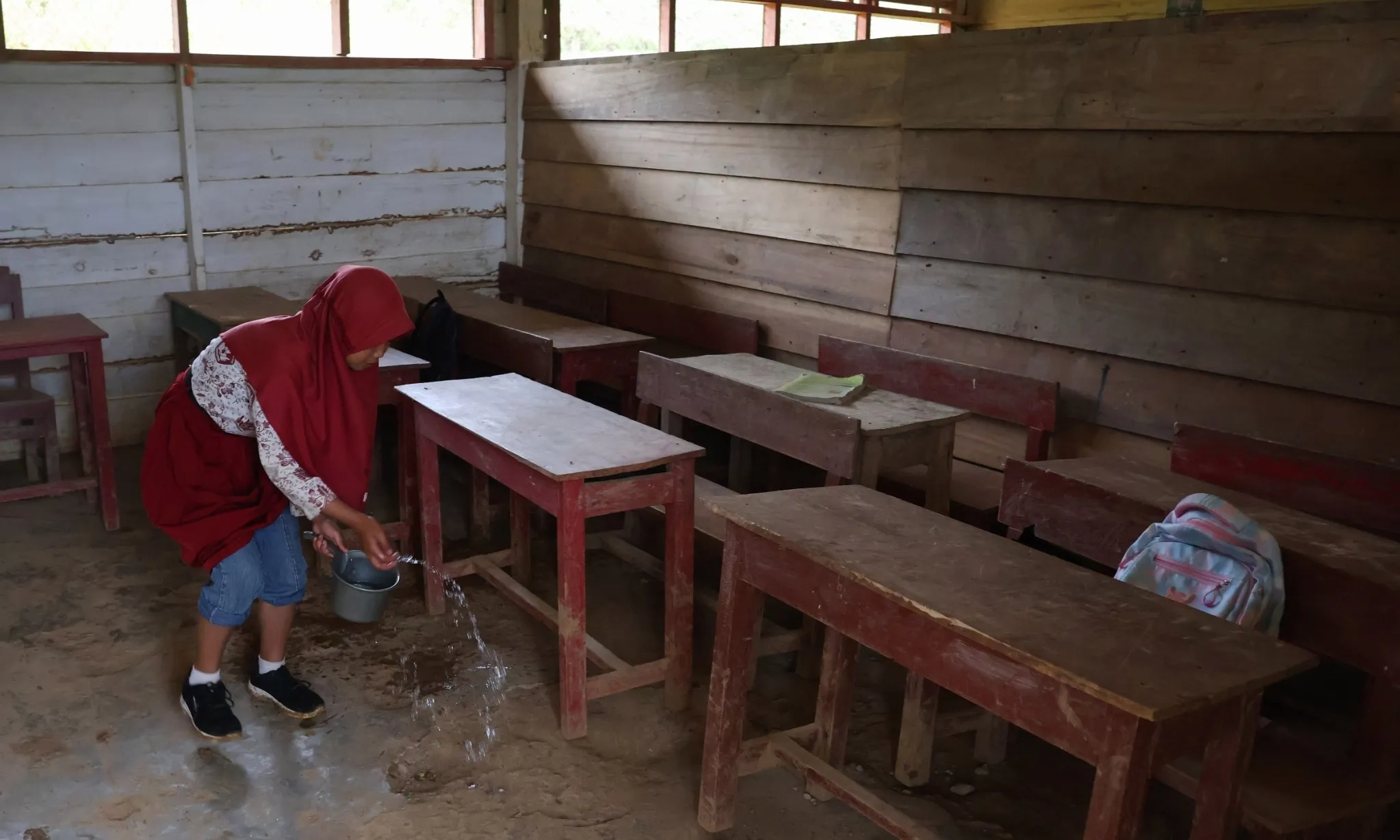 <p>Kontrak Revitalisasi Sekolah Mulai Juni 2025</p>