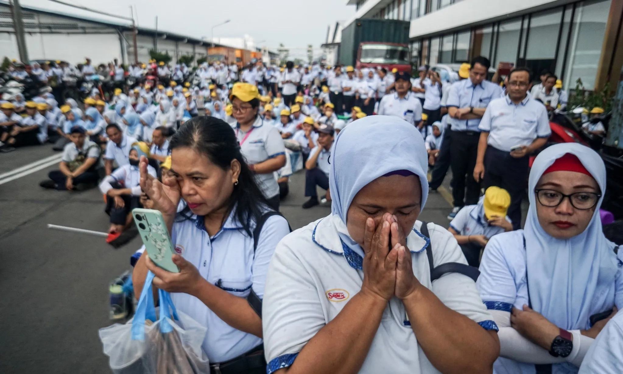 <p>2025, Diprediksi 280 Ribu Pekerja Kena PHK</p>