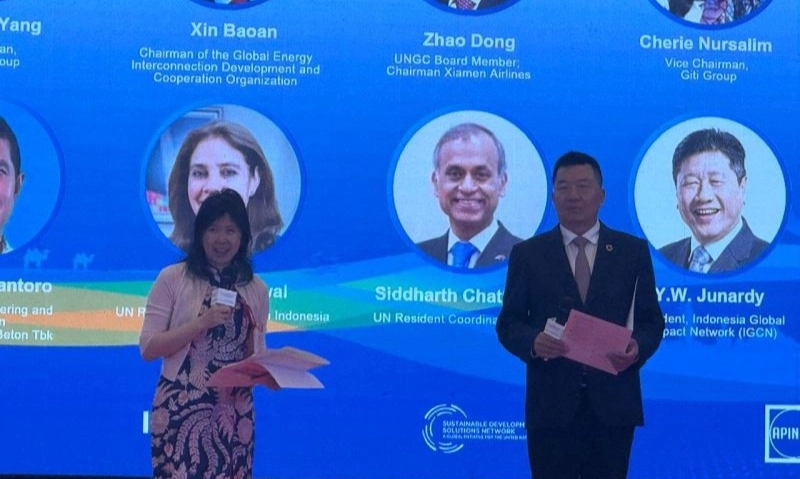 <p id="isPasted">Pesan Jeffrey Sachs Ke Indonesia: Didik Generasi Muda, Investasi Akan Datang</p>