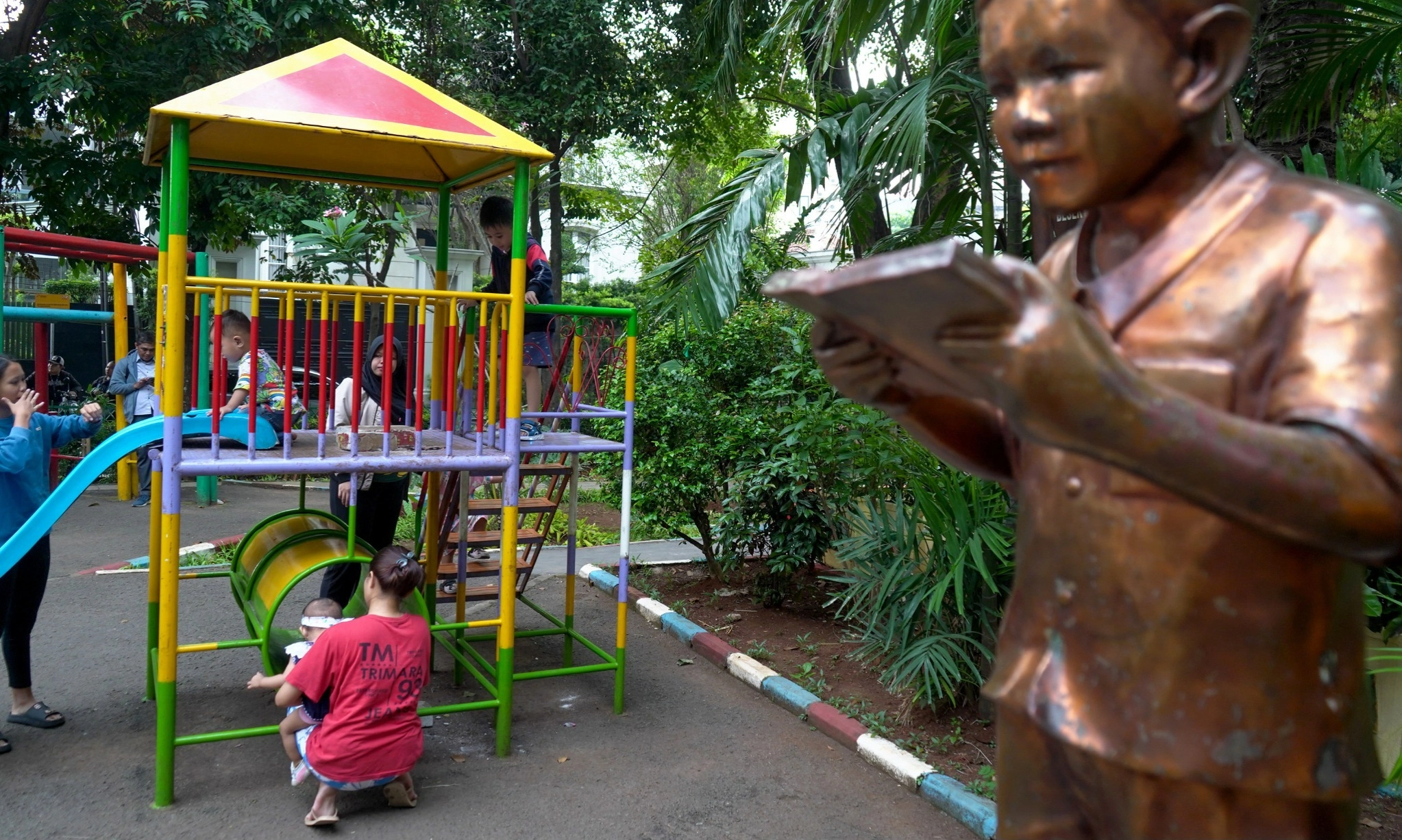 <p>Jakarta Akan Perbanyak Taman Bermain Anak</p>