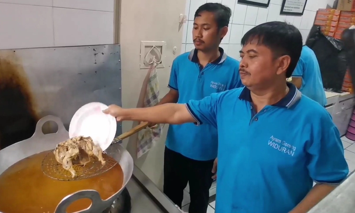 <p id="isPasted">DPR Ingatkan UMKM Butuh Pendampingan</p>