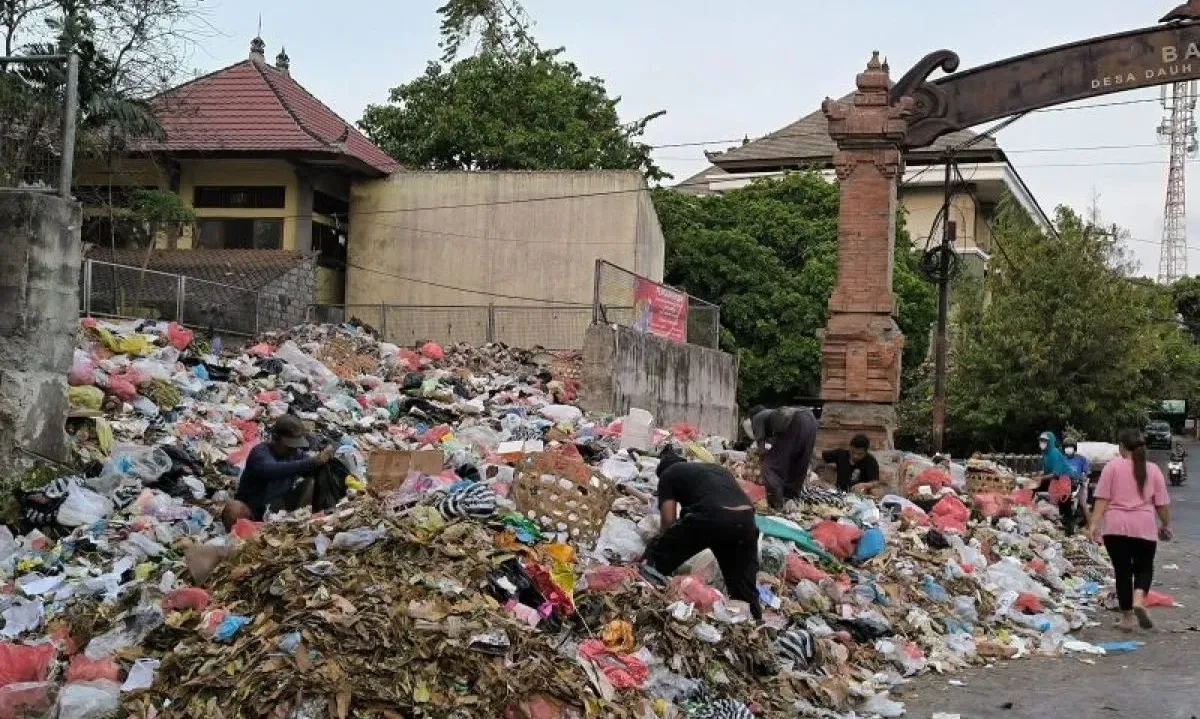 <p>Pakar Sebut Bali Kini Dikenal Sebagai Pulau Sampah</p>