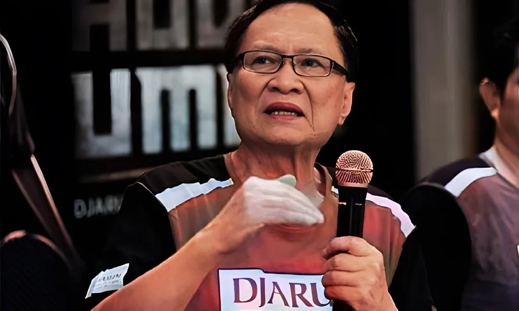 <p dir="ltr" id="isPasted">Tan Joe Hok, Pejuang Yang Penuh Kesederhanaan</p>