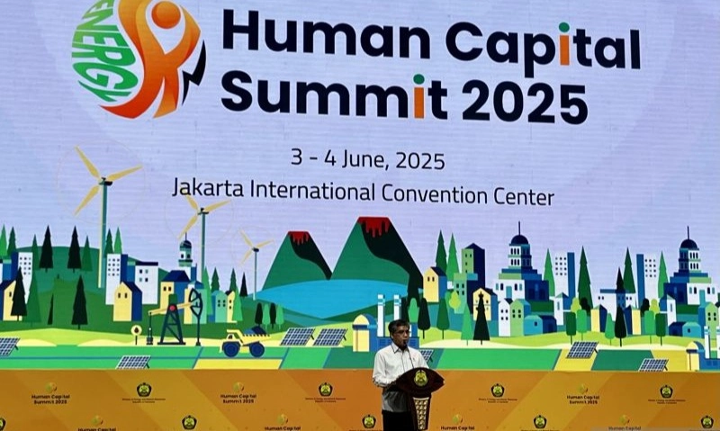 <p>Menaker Soroti Tiga Tantangan Utama Ketenagakerjaan Sektor Energi RI</p>
