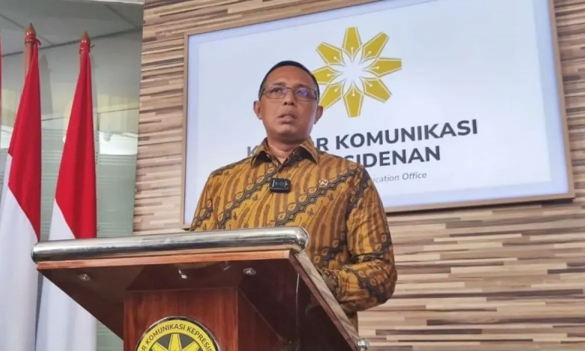 <p>Istana Sebut Rangkap Jabatan Wamen Dibolehkan Secara Aturan&nbsp;</p>