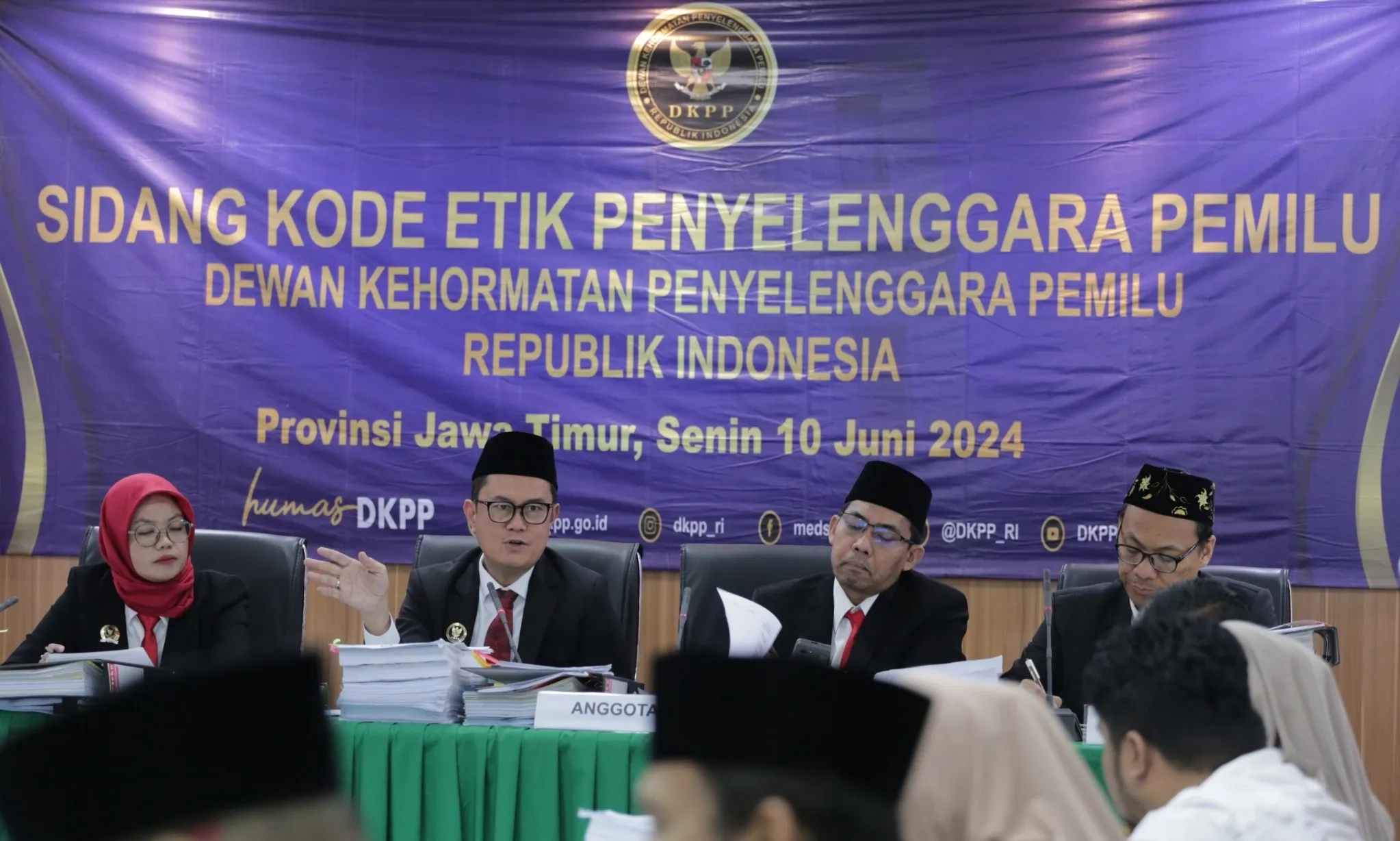 <p>MK Tolak Jadikan DKPP Lembaga Mandiri</p>