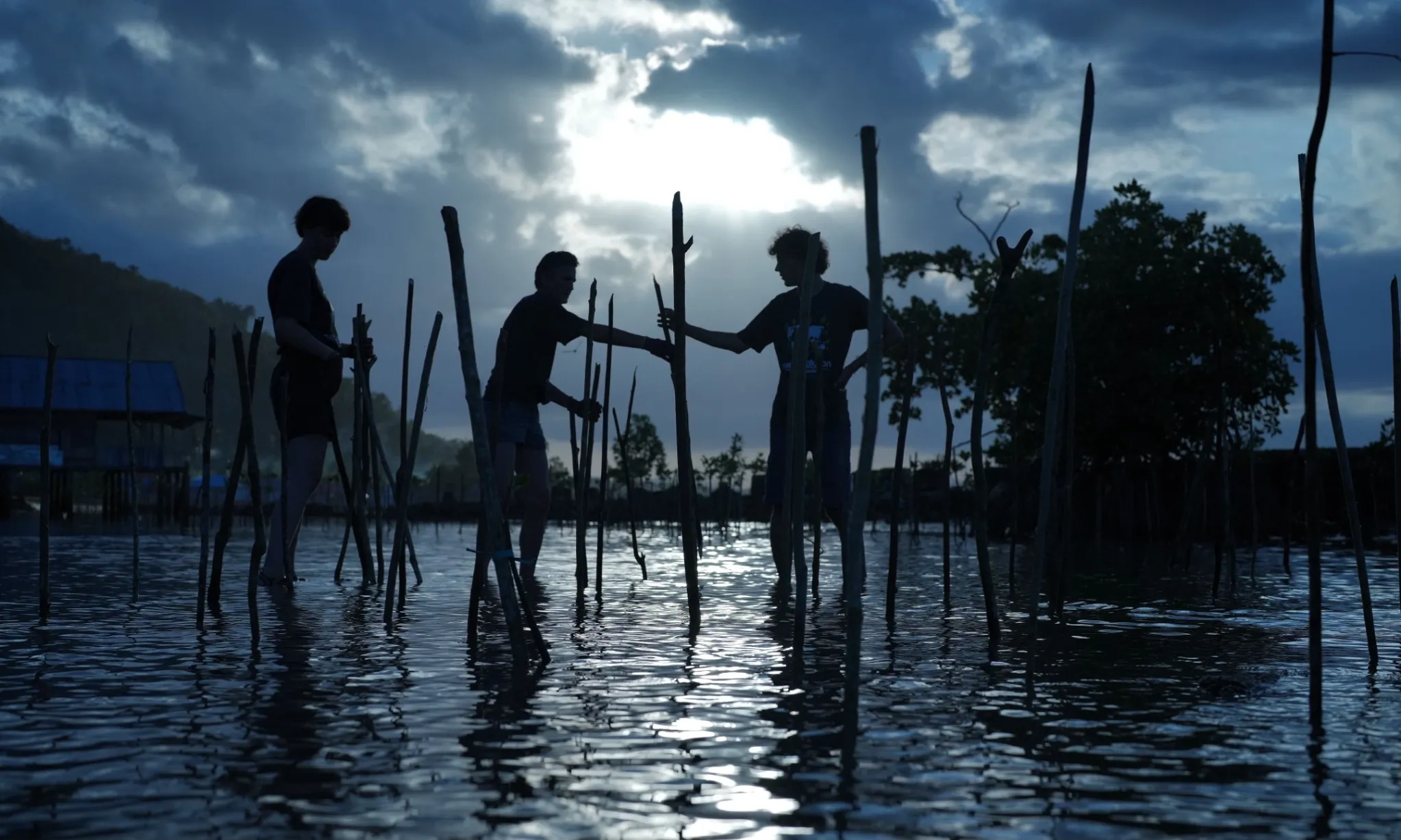 <p>Belasan Pahlawan Lingkungan Peroleh Kalpataru Lestari</p>