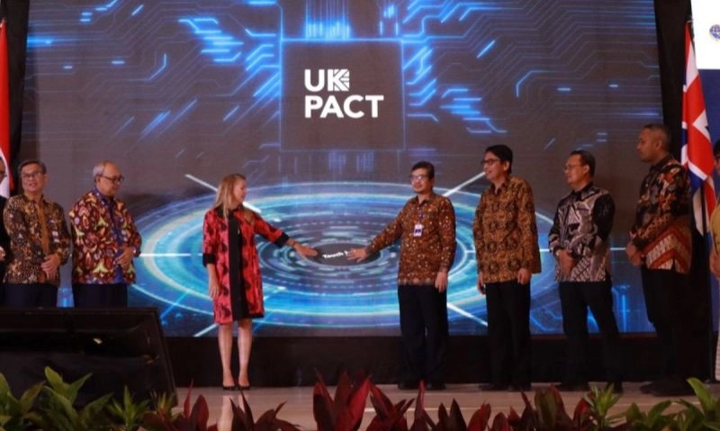 <p id="isPasted">Indonesia dan Inggris Tingkatkan Kolaborasi di Sektor Transportasi Hijau</p>