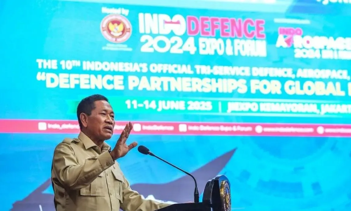 <p>Kemenhan Terbuka Beli Jet Tempur China, J-10C</p>