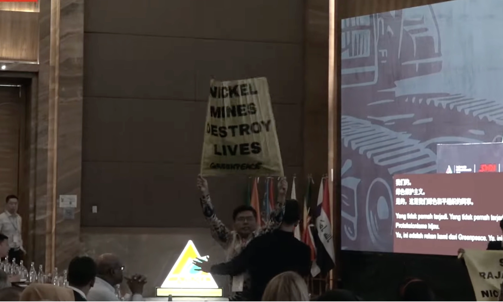 <p>Cek Tambang Gag Nikel Di Raja Ampat, Bahlil: Saya Ingin Lihat Secara Objektif</p>