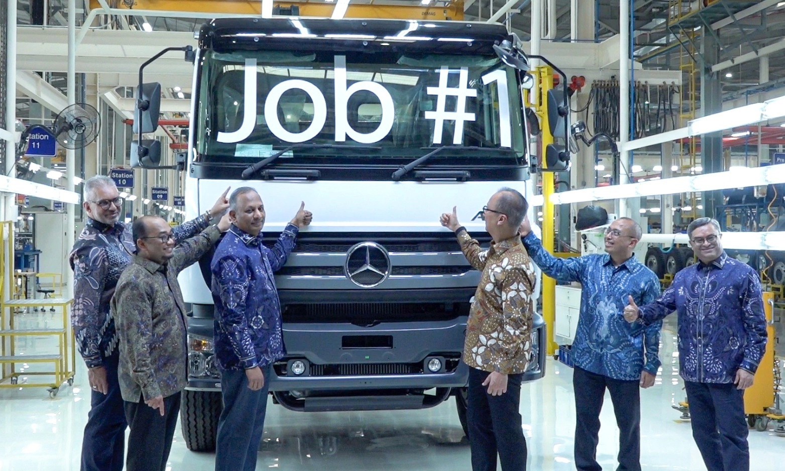 <p id="isPasted">Mercedes Buka Pabrik Baru, Menperin: Bukti Industri Otomotif Nasional Masih Menggeliat</p>