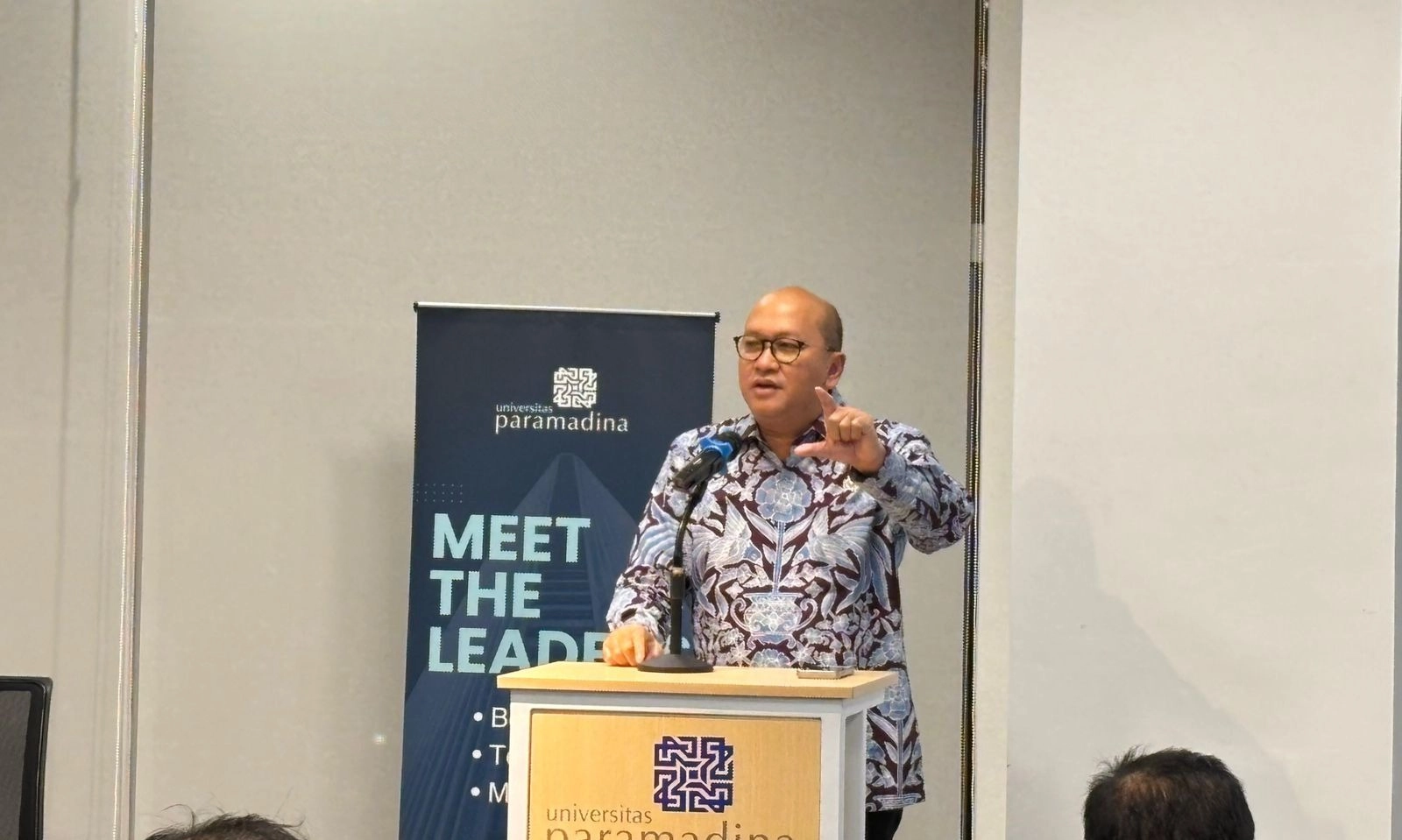 <p>Rosan: Danantara Siap Alokasi 20% Modal Untuk Berinvestasi Di Luar Negeri</p>