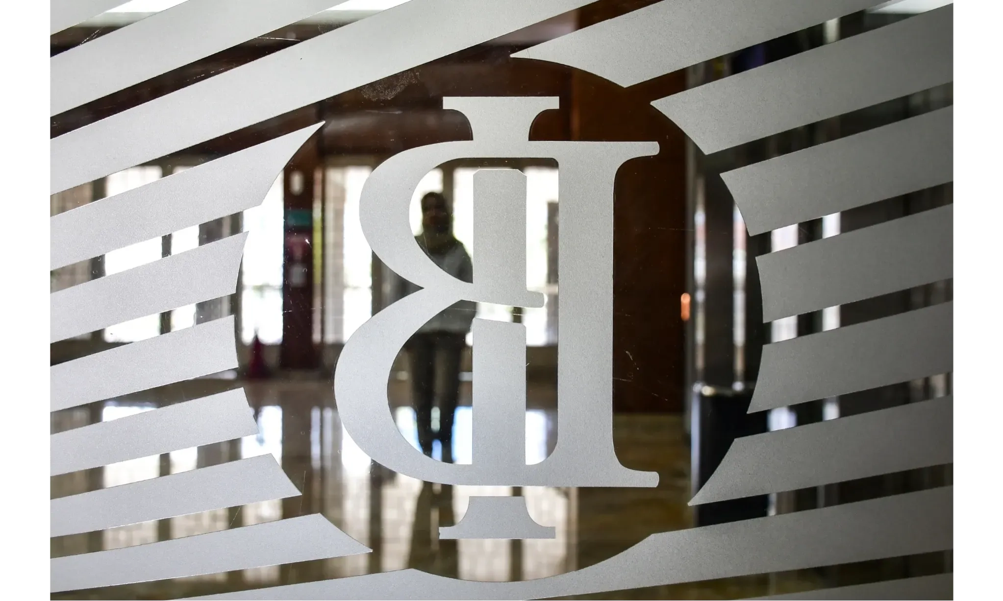 <p dir="ltr" id="isPasted">Ekonom Prediksi BI Tahan Suku Bunga Juni 2025 Di 5,50%</p>