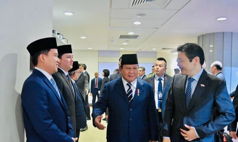 <p id="isPasted">Prabowo Minta Semua Bandara Dibuka, Tingkatkan Konektivitas Dengan Singapura</p>