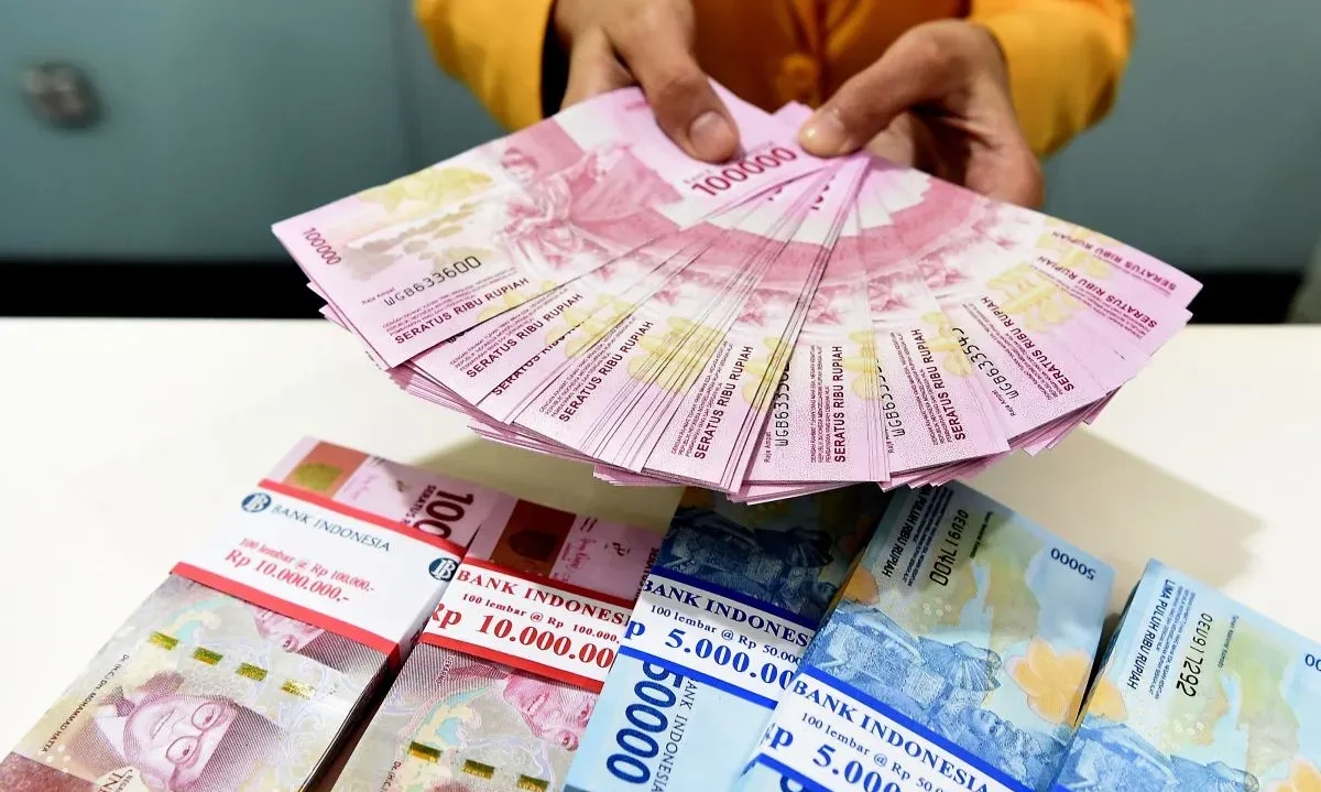 <p>Rupiah Diprediksi Masih Berkonsolidasi Seiring Konflik Di Timur Tengah</p>