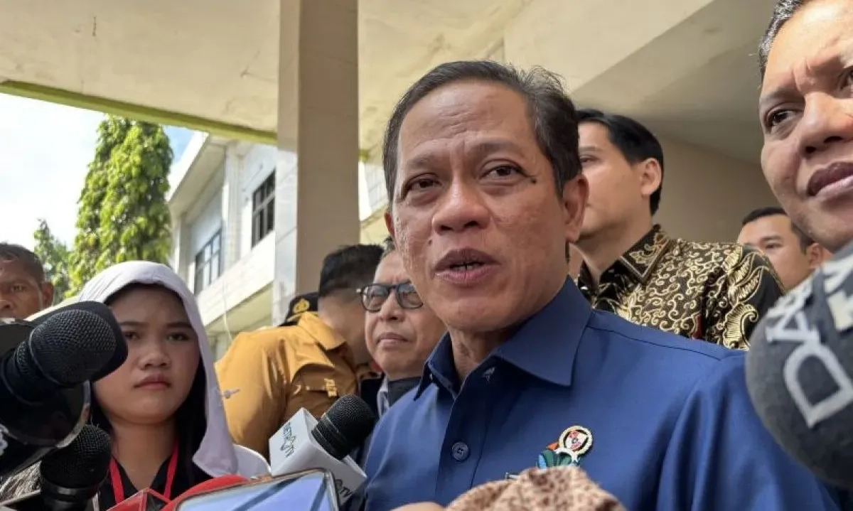 <p>Menteri LH Ingin Perkuat Peran Laboratorium Lingkungan Hidup</p>