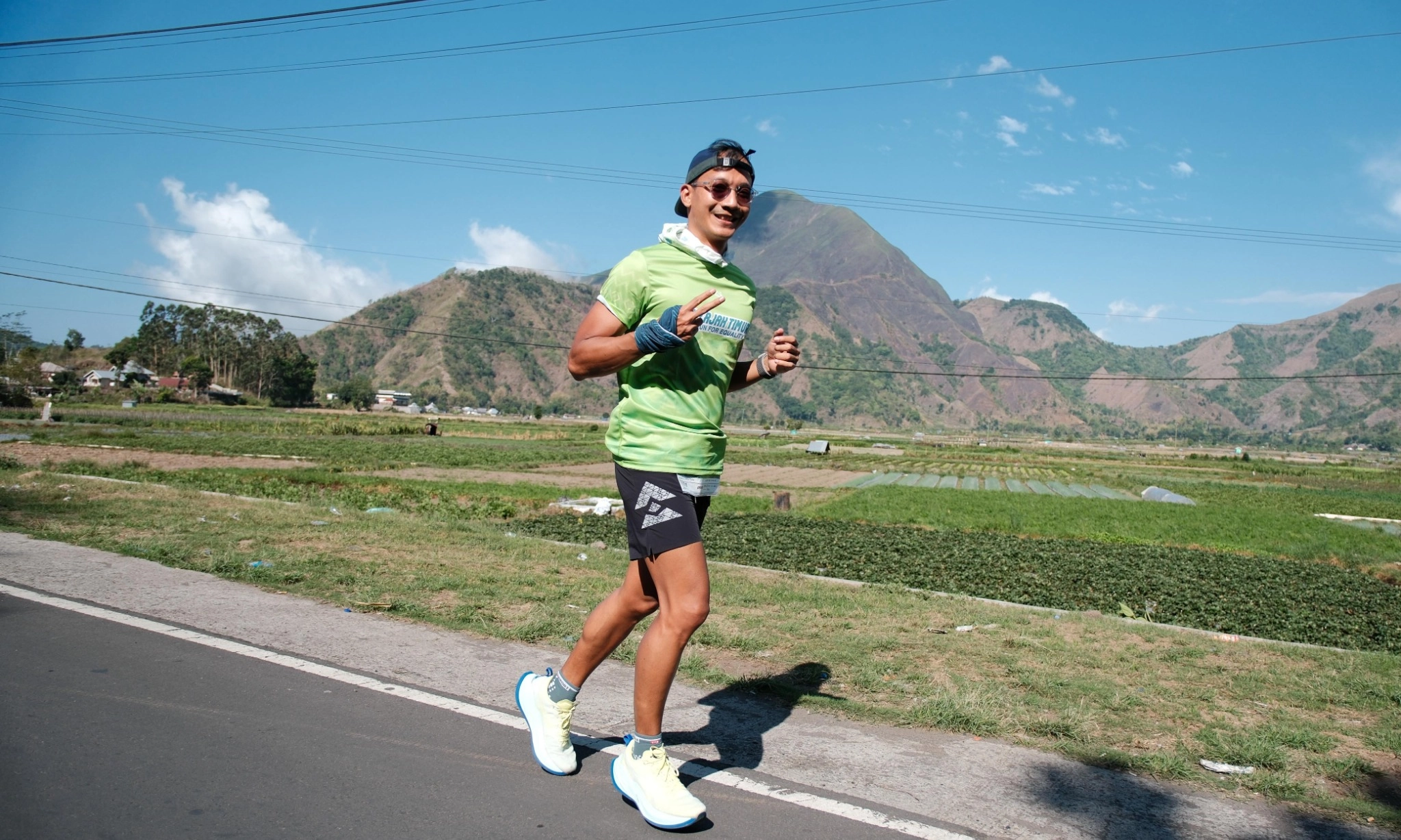 <p id="isPasted">Leonardus Aditya, Berlari Untuk Kehidupan</p>