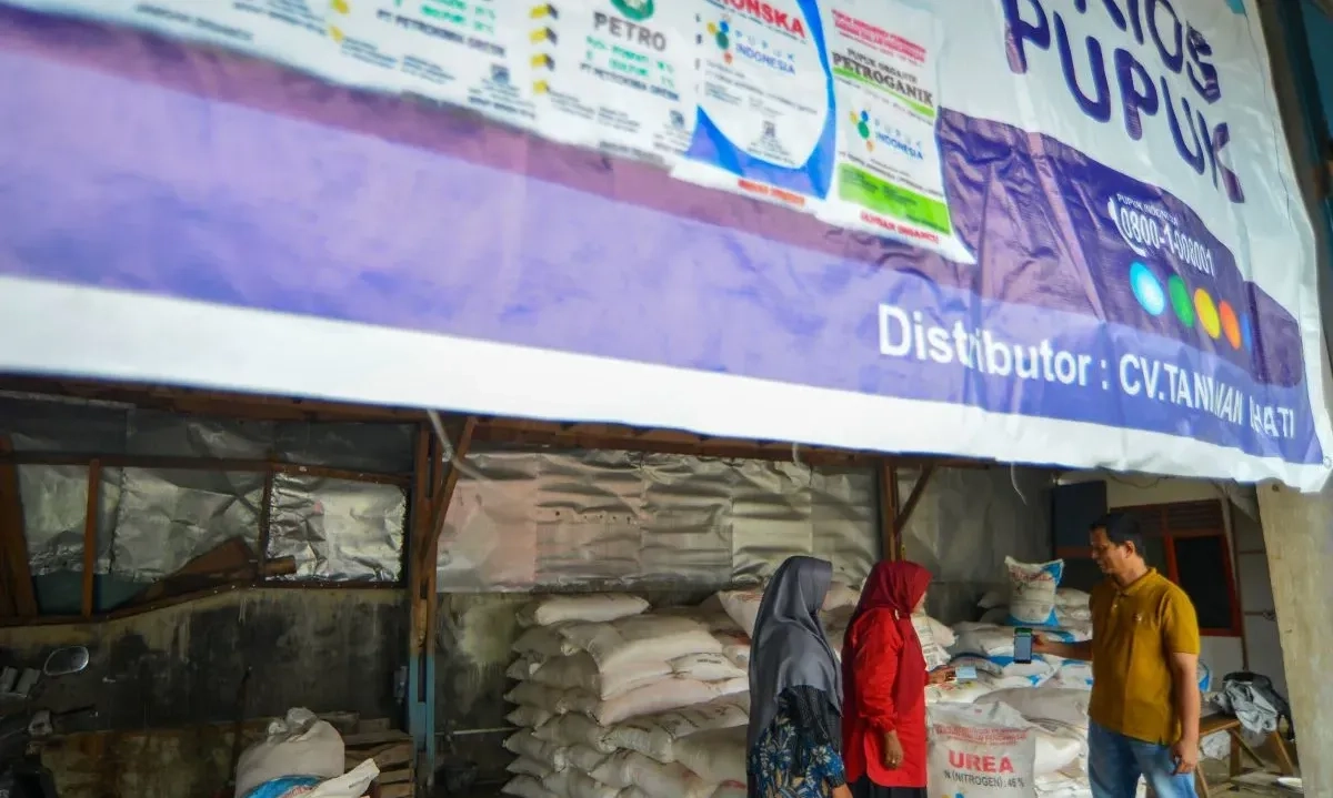 <p id="isPasted">Kementan: Gapoktan Tak Gantikan Kios Pengecer Salurkan Pupuk Subsidi</p>