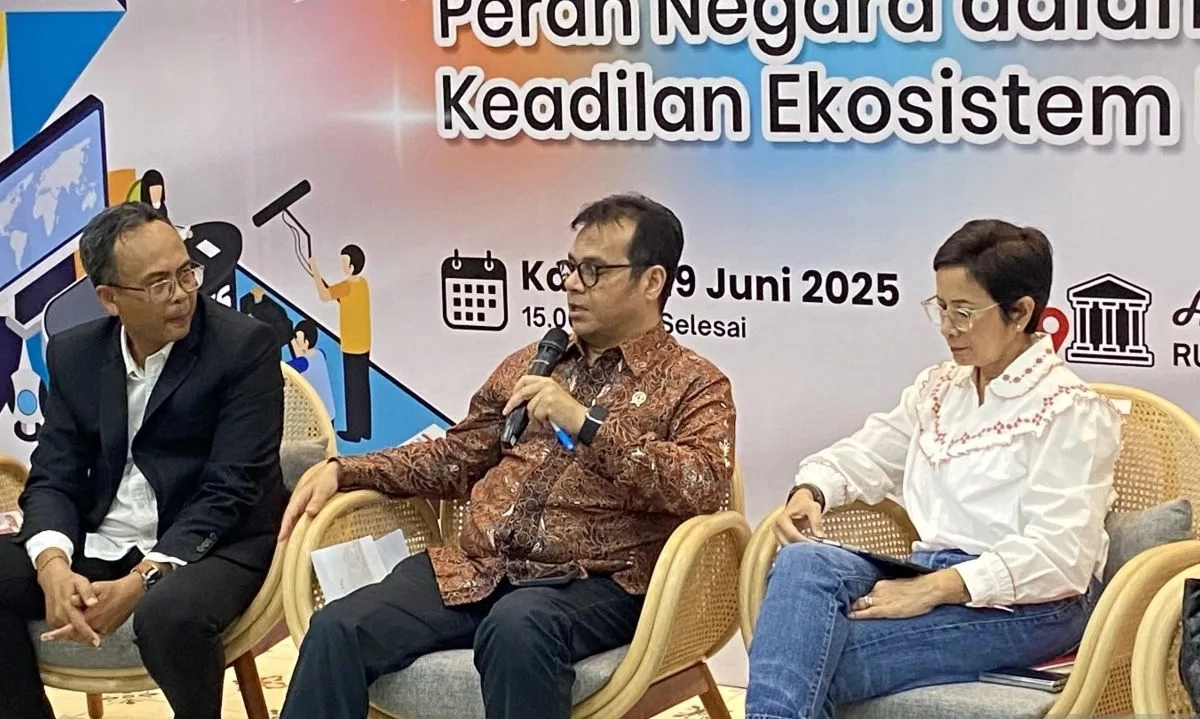<p>Revisi UU Penyiaran Redefinisi &quot;Broadcasting&quot;</p>