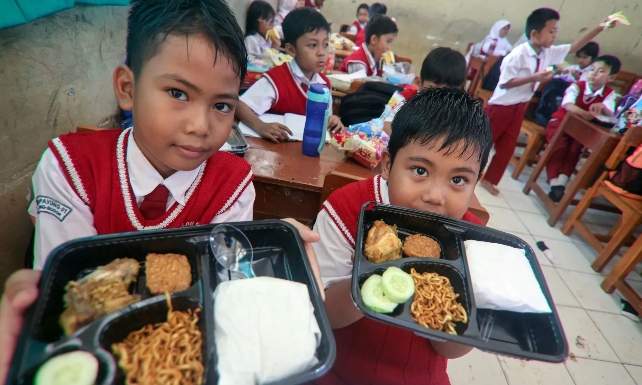 <p>Keracunan MBG Terus Berulang, Pemerintah Dinilai Lakukan Pembiaran &nbsp;</p>