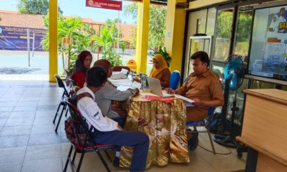 <p>Ombudsman Tegaskan Pungli SPMB Harus Dikembalikan Ke Peserta Didik</p>