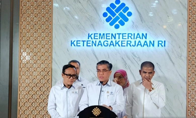 <p>Cek Rekening Sekarang! Pemerintah Sudah Salurkan BSU Ke 2,45 Juta Pekerja</p>