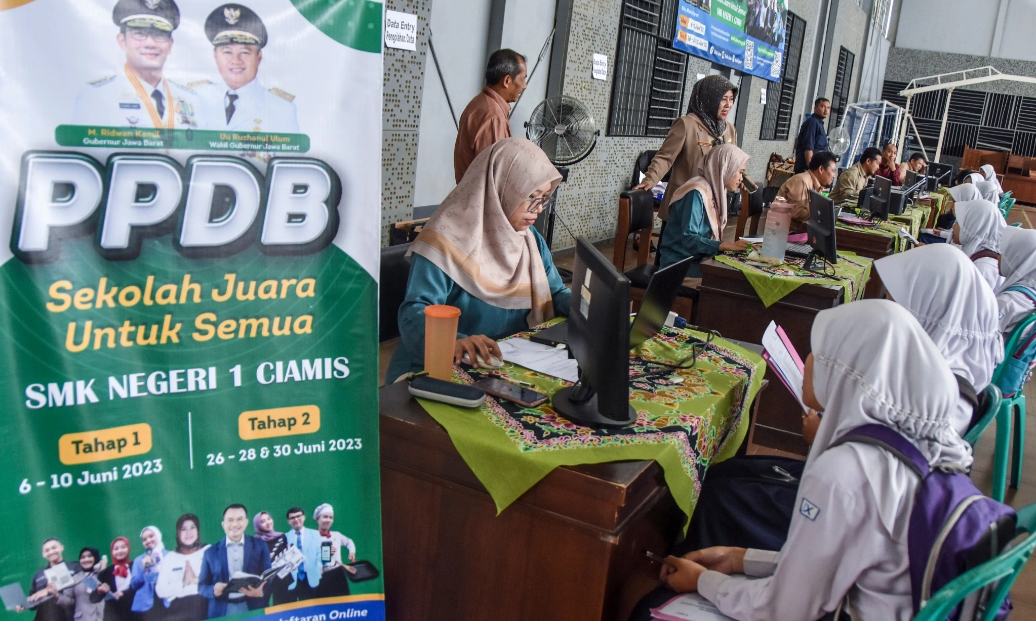 <p>Jejak Panjang Sistem Pendaftaran, Dari Tes Tulis Hingga Zonasi Sekolah</p>