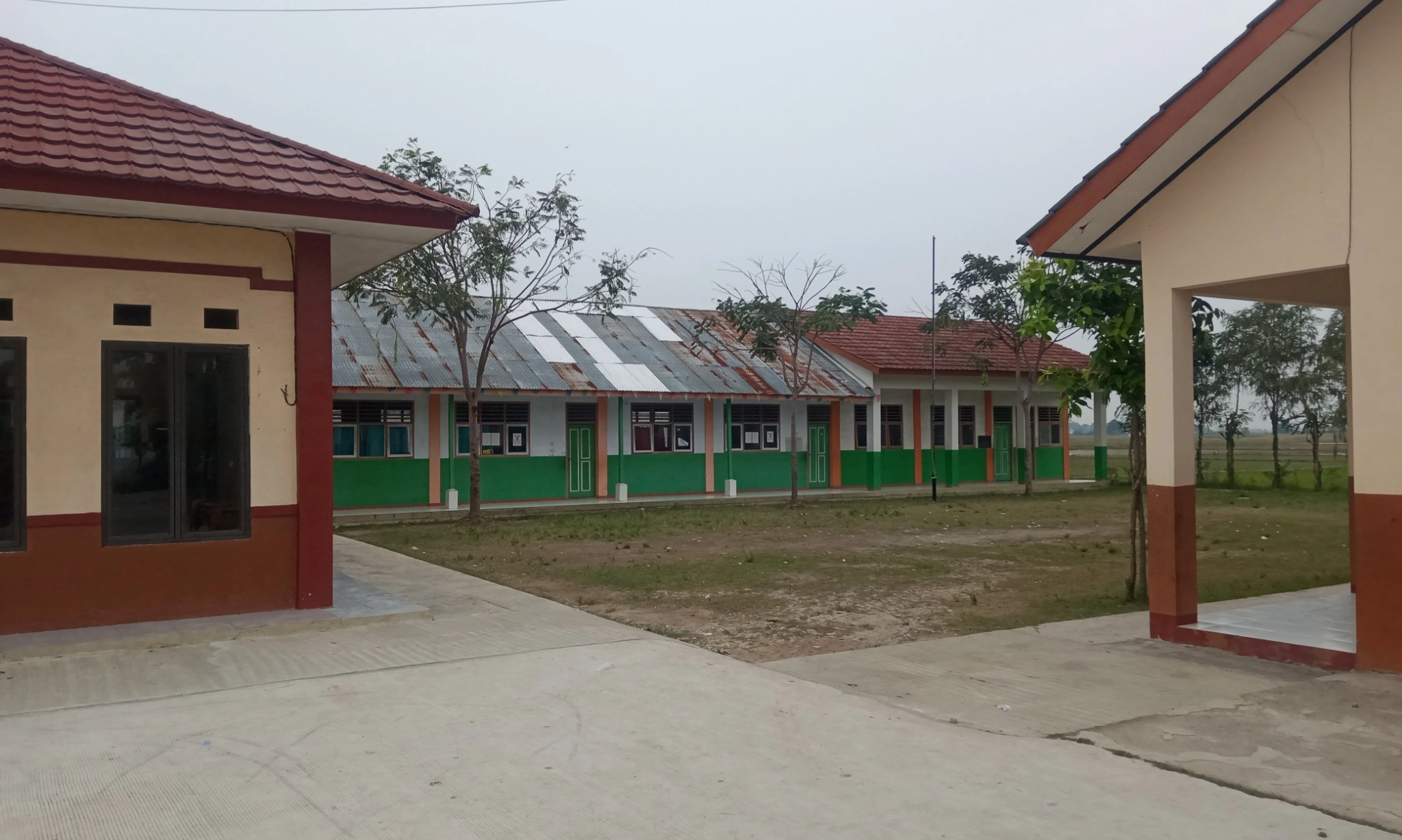 <p dir="ltr" id="isPasted">Merintis Sekolah Swasta Gratis Di Desa</p>