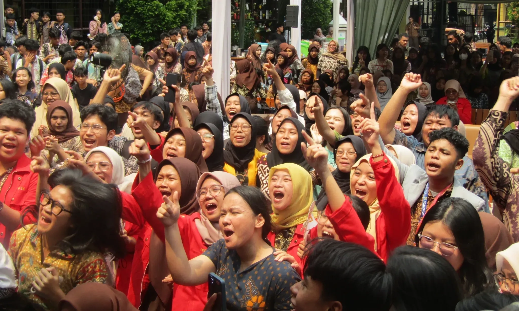 <p>Pemeriksaan Kesehatan Gratis Sekolah Sasar 53,8 Juta Siswa</p>