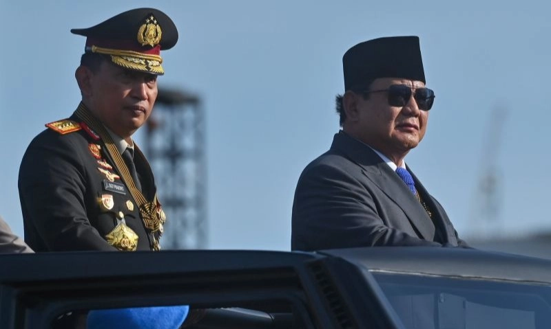 <p><strong>Kapolri Sebut</strong> <b id="isPasted"><strong>8.315 Eks JI Ikrar Setia Ke NKRI</strong></b>&nbsp;</p>