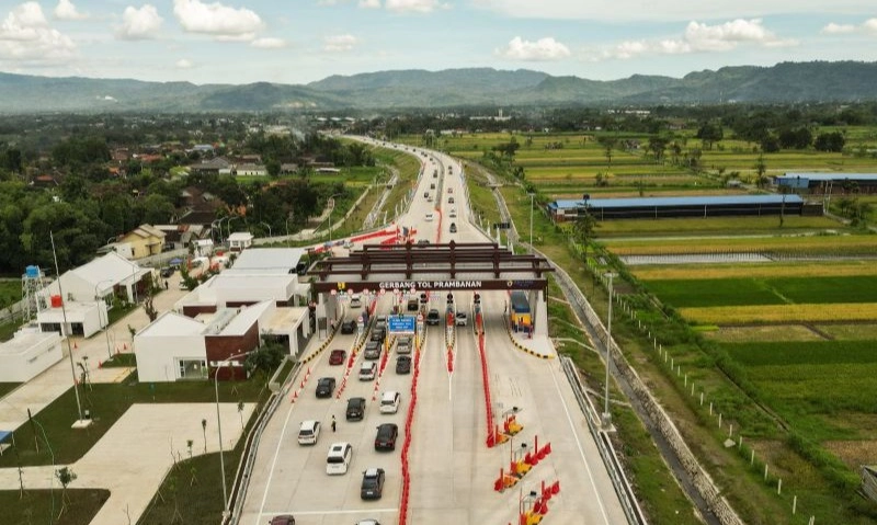 <p id="isPasted">Seksi Prambanan-Klaten Jalan Tol Solo-Jogja Mulai Dioperasikan Gratis</p>
