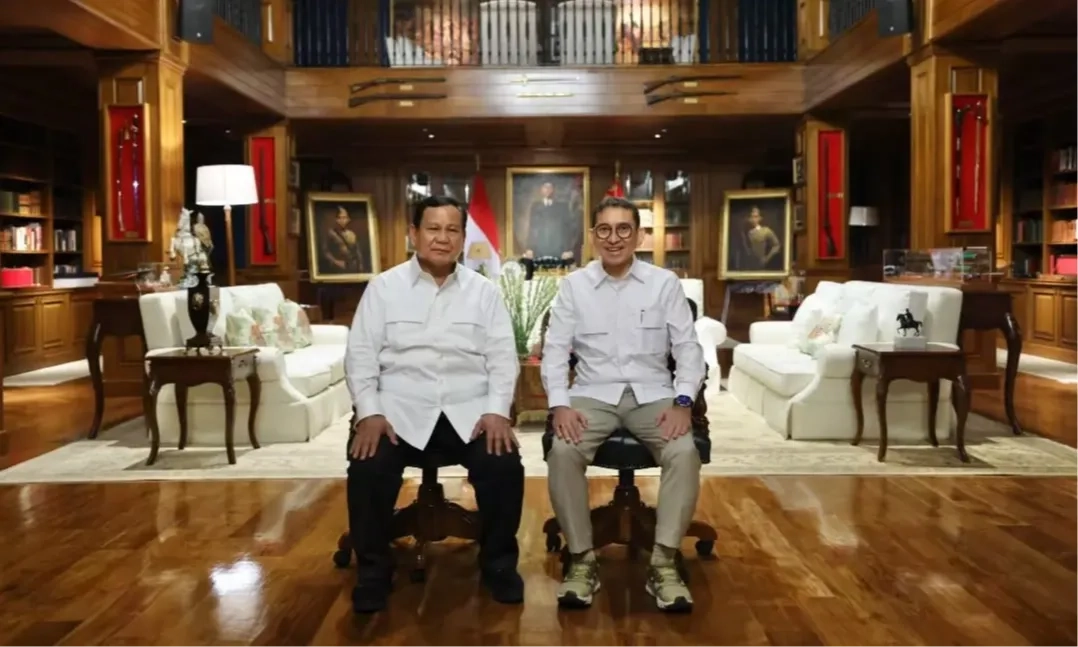 <p>Fraksi PDIP Serahkan Dokumen Temuan Kerusuhan Mei 1998</p>