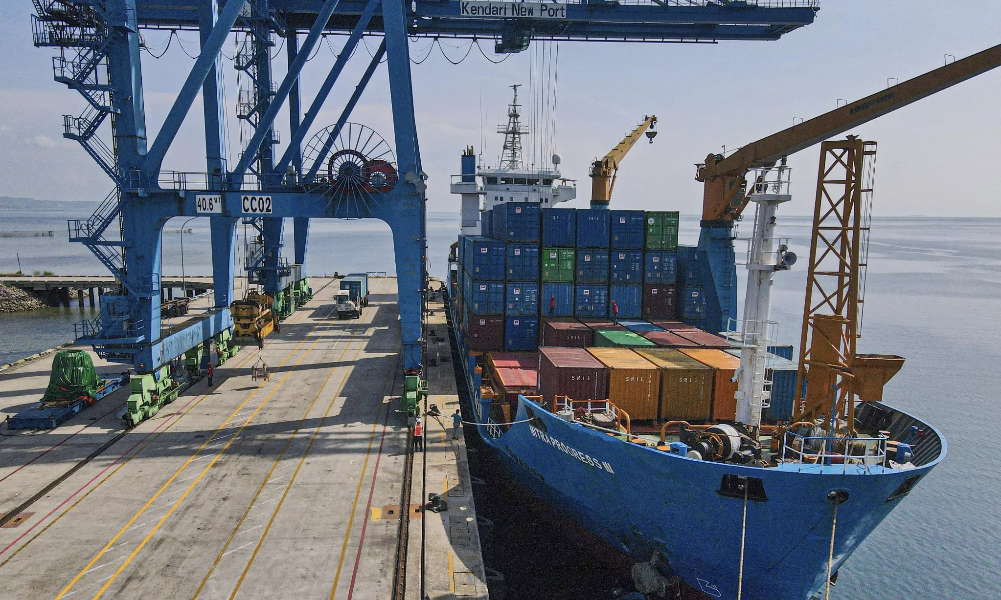 <p id="isPasted">Pemerintah Dorong Percepatan Transformasi Sektor Logistik</p>