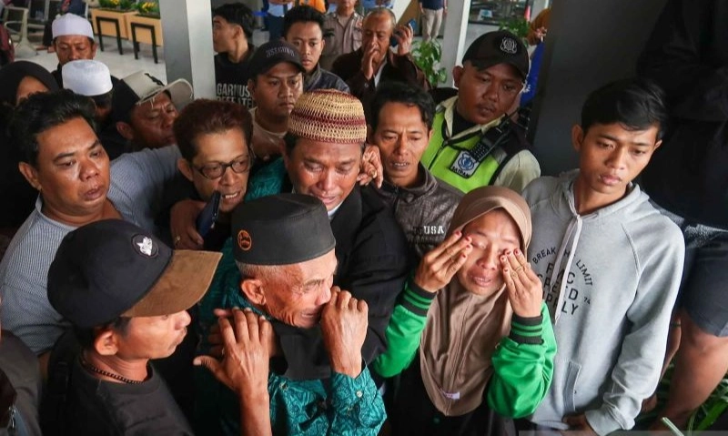 <p>4 Penumpang KMP Tunu Pratama Jaya Ditemukan Tewas</p>