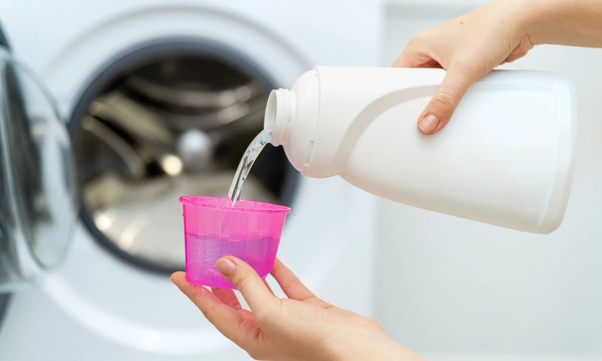 <p>Asal Usul Pemutih Pakaian</p>