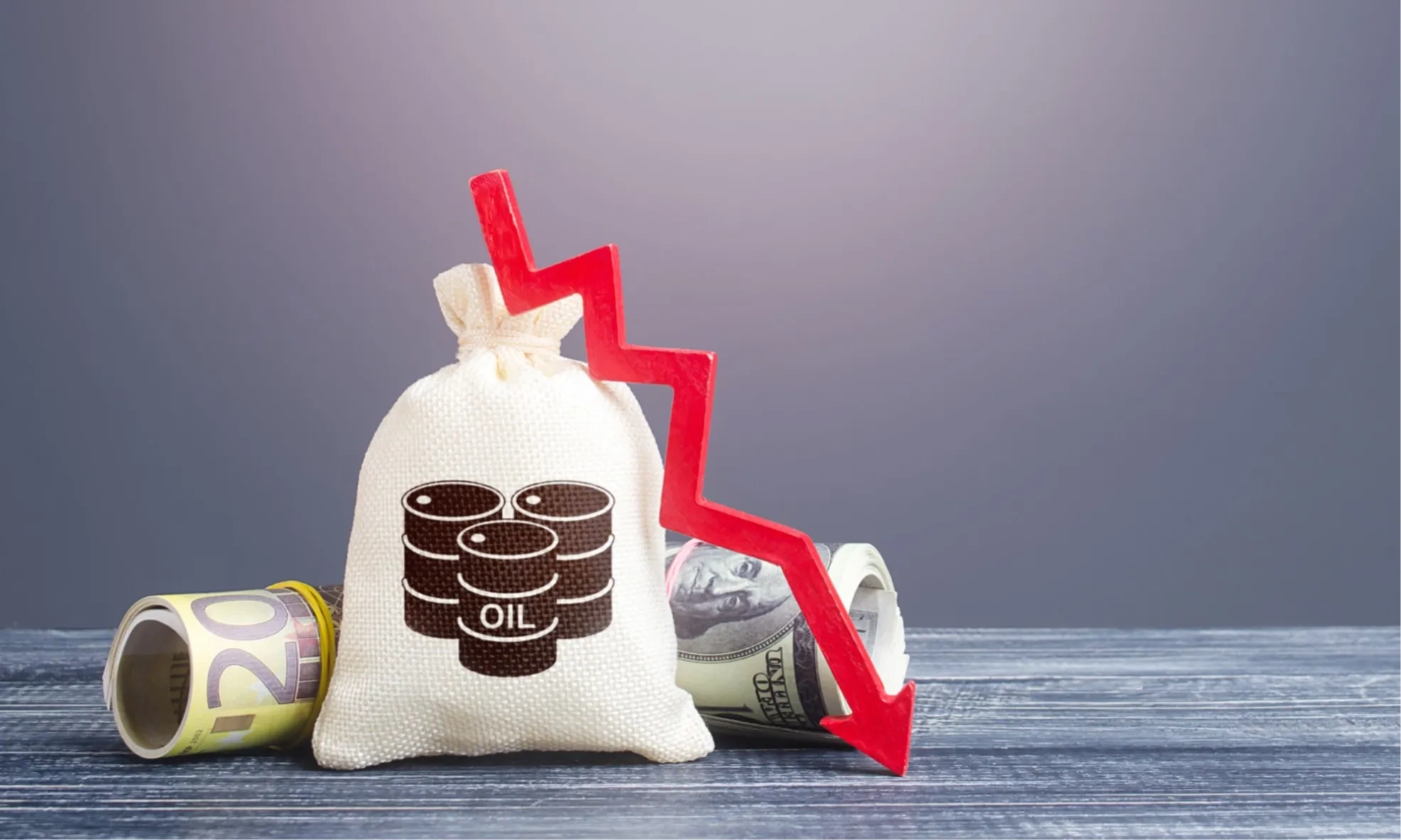 <p id="isPasted">Harga Minyak Mentah Merosot Usai OPEC+ Guyur Pasar Dengan Kenaikan Produksi</p>