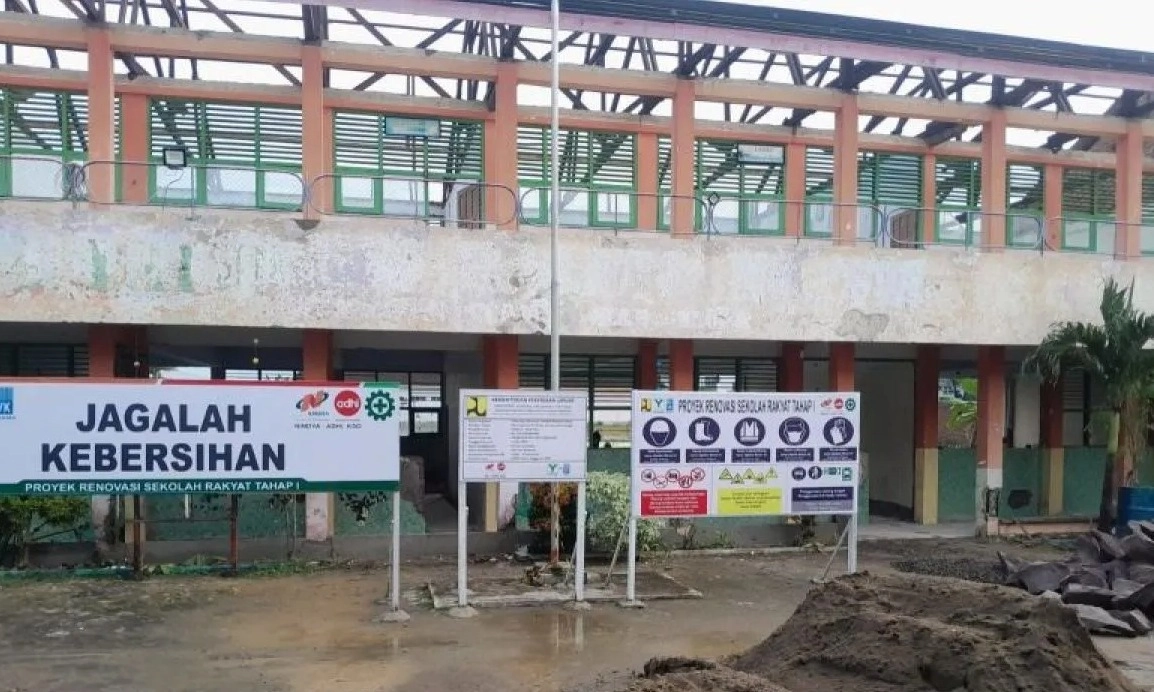 <p>2025, Seluruh Sekolah Rakyat Pakai Gedung Sementara</p>