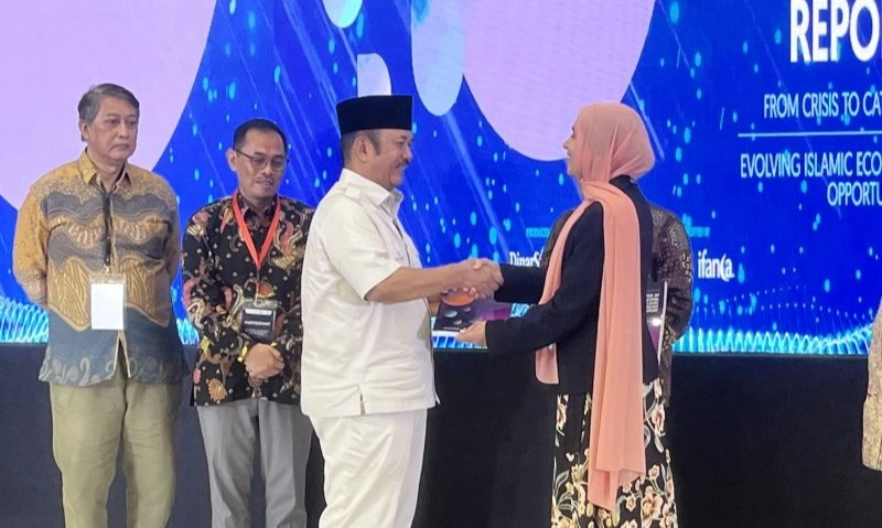 <p>Laporan SGIE 2024/2025: Indonesia Kokoh Di Tiga Besar Ekonomi Halal Dunia</p>