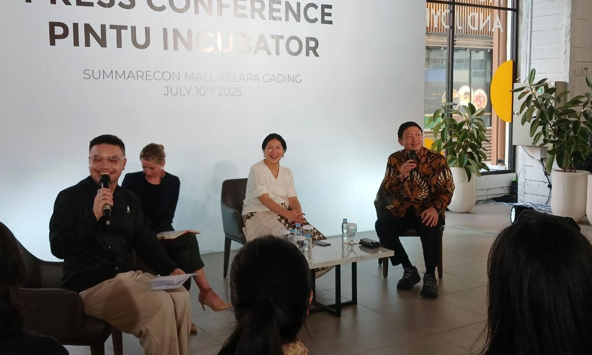 <p>Mendorong Pertukaran Budaya Indonesia-Prancis Lewat Dunia Mode</p>