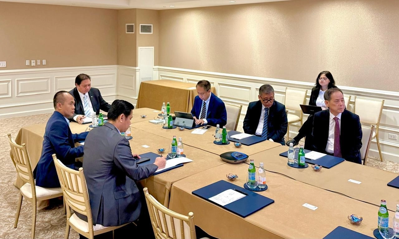 <p id="isPasted">RI Percepat Kesepakatan I-EAEU FTA dan IEU-CEPA di Tengah Negosiasi Tarif AS</p>