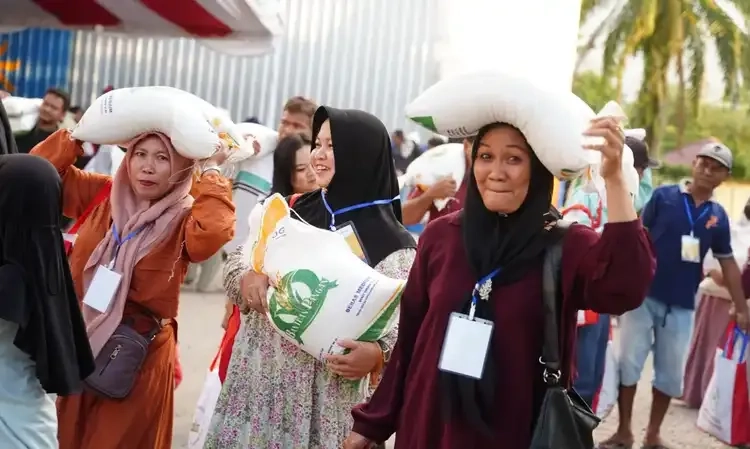 <p id="isPasted">Bantuan Pangan Dan Beras SPHP Belum Terdistribusi, Bos Bapanas: Tinggal Dieksekusi</p>