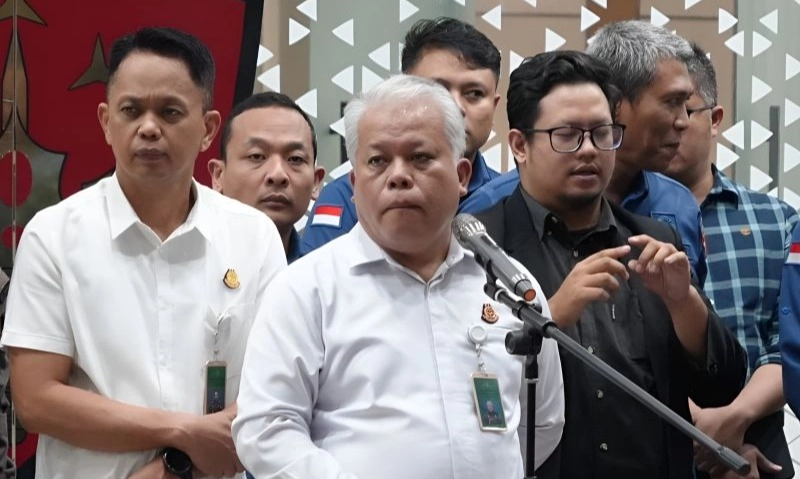 <p>Kasus Pengadaan Laptop, Kejagung Geledah Kantor GoTo</p>