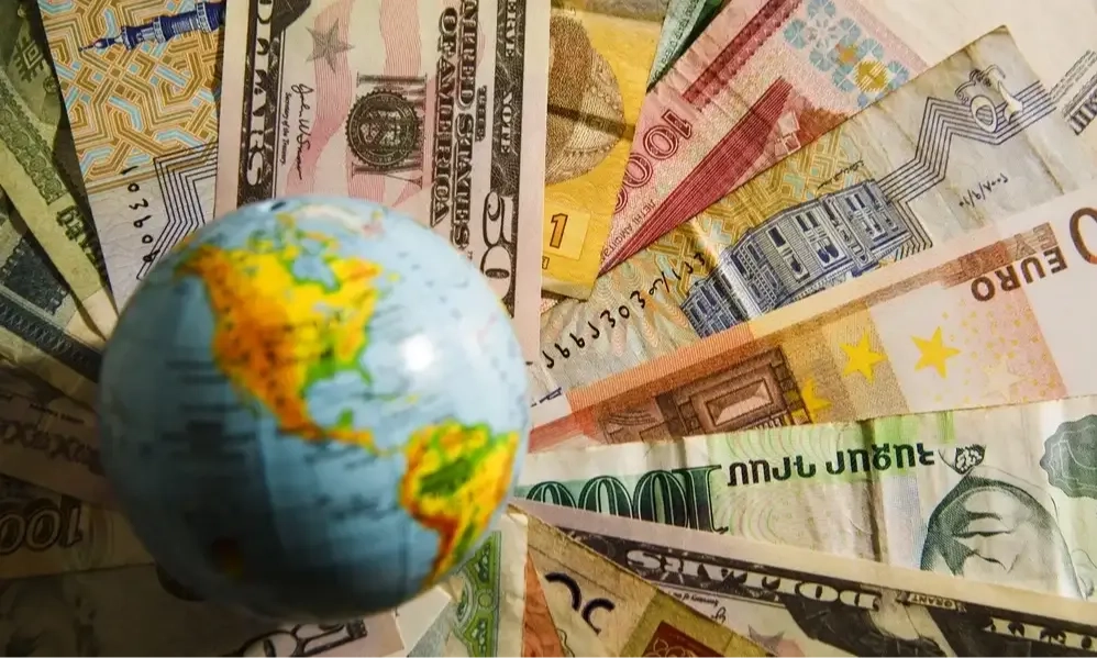 <p id="isPasted">Utang Luar Negeri RI Tumbuh Melambat Pada Mei Jadi US$435,6 M</p>