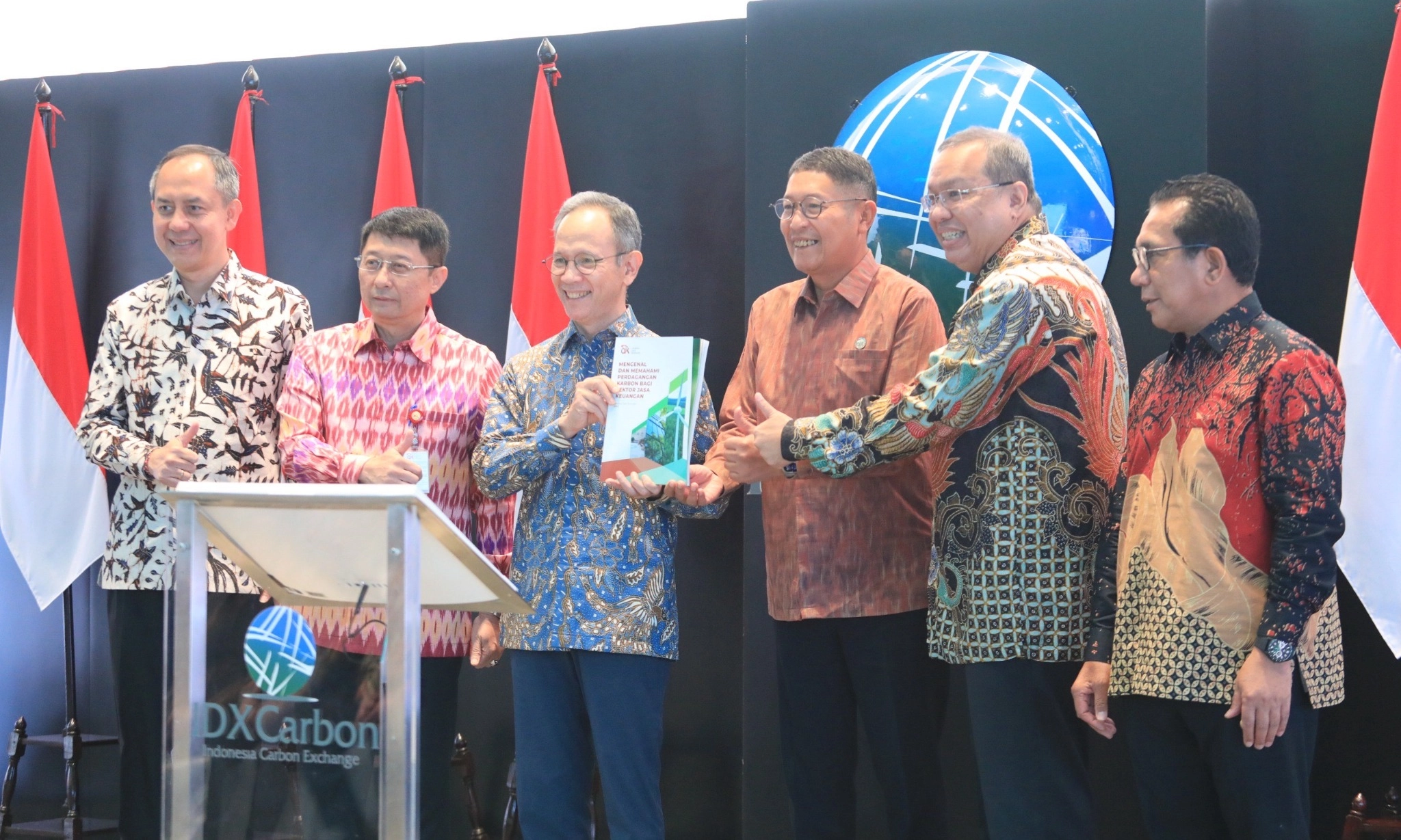 <p id="isPasted">OJK Rilis Buku Perdagangan Karbon Bagi Sektor Jasa Keuangan</p>