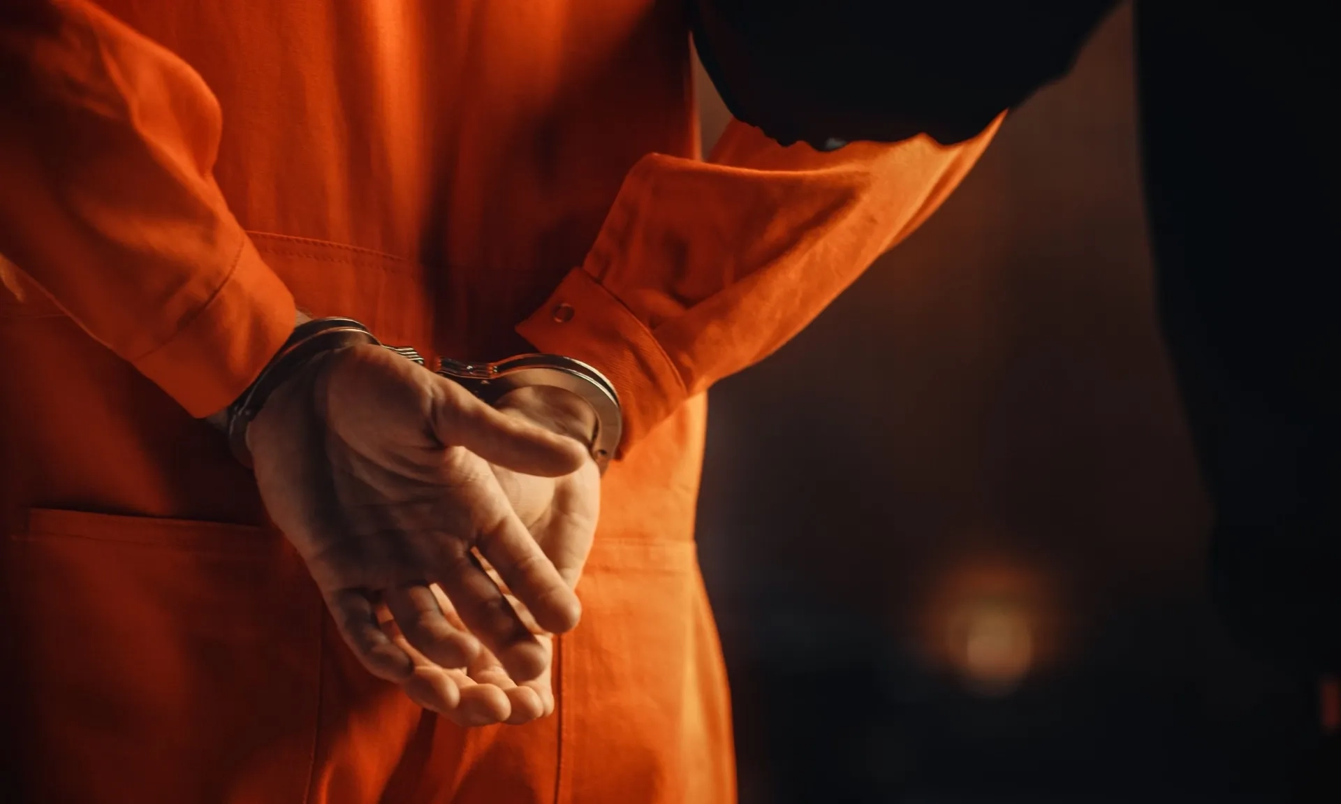 <p>Marthinus Larang Anggota BNN Tangkap Pengguna Narkoba&nbsp;</p>